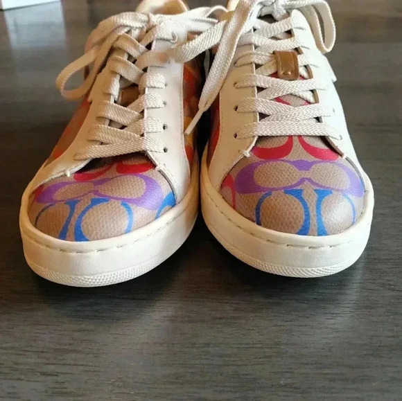 Coach Signature Tennis Shoes NWT Brand New Still Has Paper Inside - Picture 2 of 6